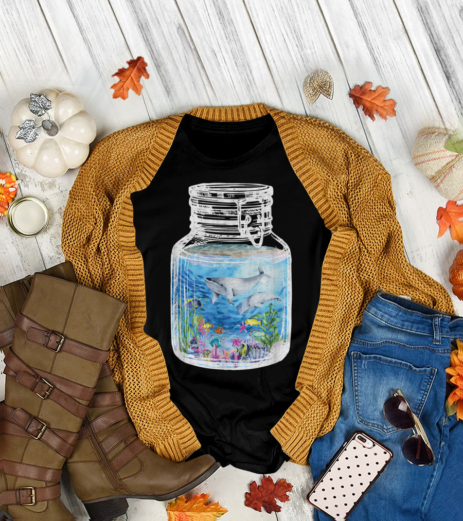 Underwater Terrarium Ocean Fish Whales in Glass Jar T-Shirt