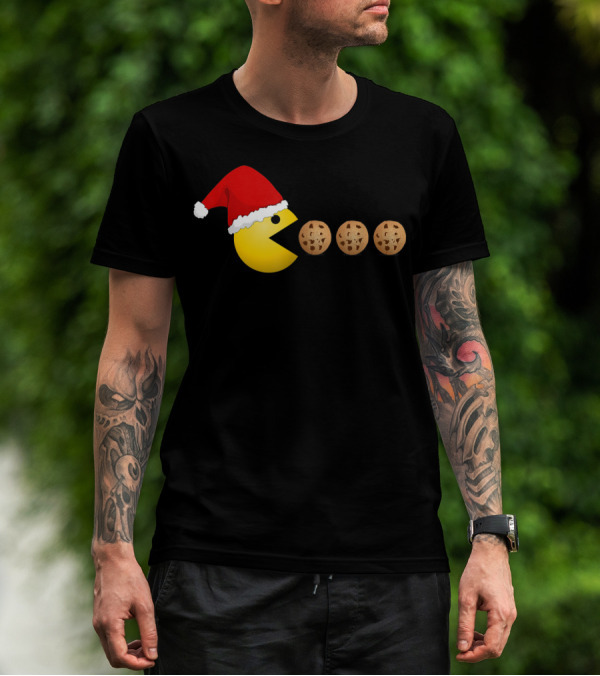 Funny Christmas Santa Pac-Man Cookies Classic Video Game T-Shirt