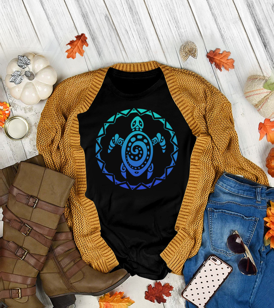 Hawaiian Honu Polynesian Sea Turtle Ocean Blue T-Shirt