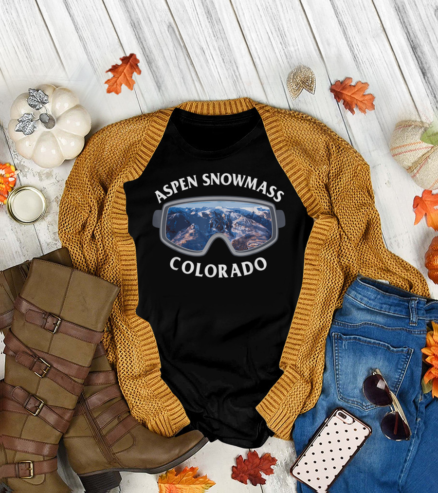 Aspen Snowmass Colorado Ski Snowboard Goggles Mountain View T-Shirt
