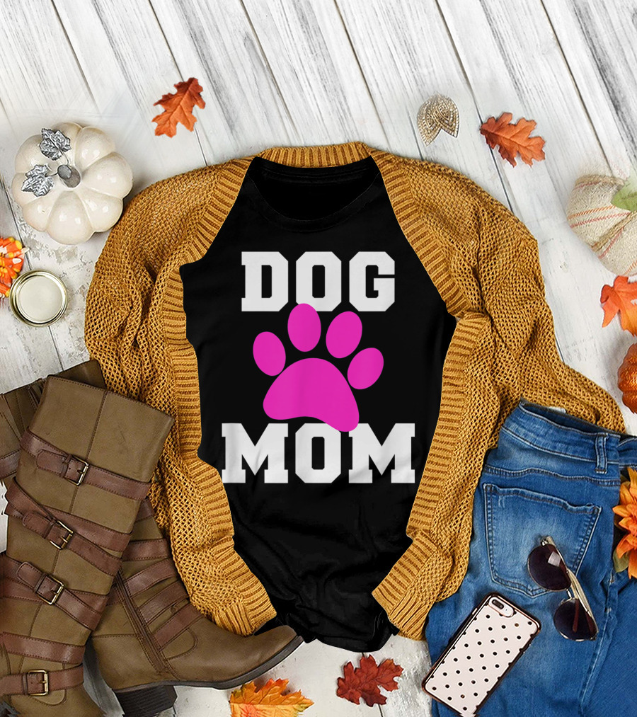 DOG MOM Pink Paw Prints T-Shirt