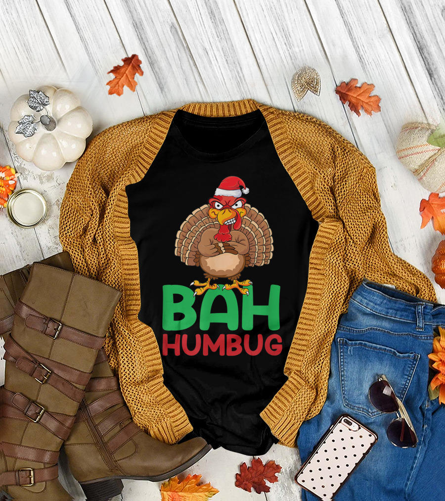 Bah Humbug Christmas Turkey With Santa Hat T-Shirt