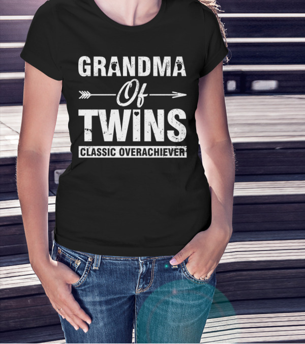 Grandma Of Twins Classic Overachiever Arrow Heart T-Shirt