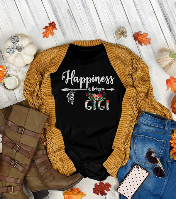 Happiness Is Being A Gigi Feathers Flowers Arrow T-Shirt
