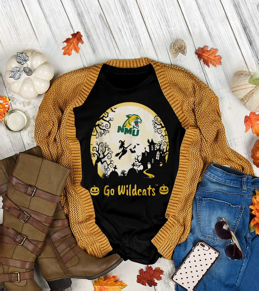 NMU Wildcats Go Wildcats Halloween Moon XL T-Shirt