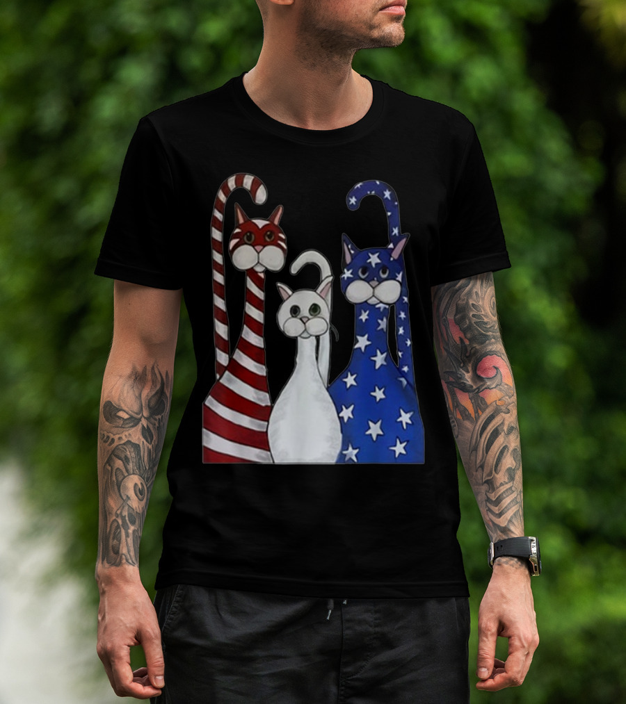 Cat American Flag USA Paws Patriotic Red White Blue Stars Stripes T-Shirt