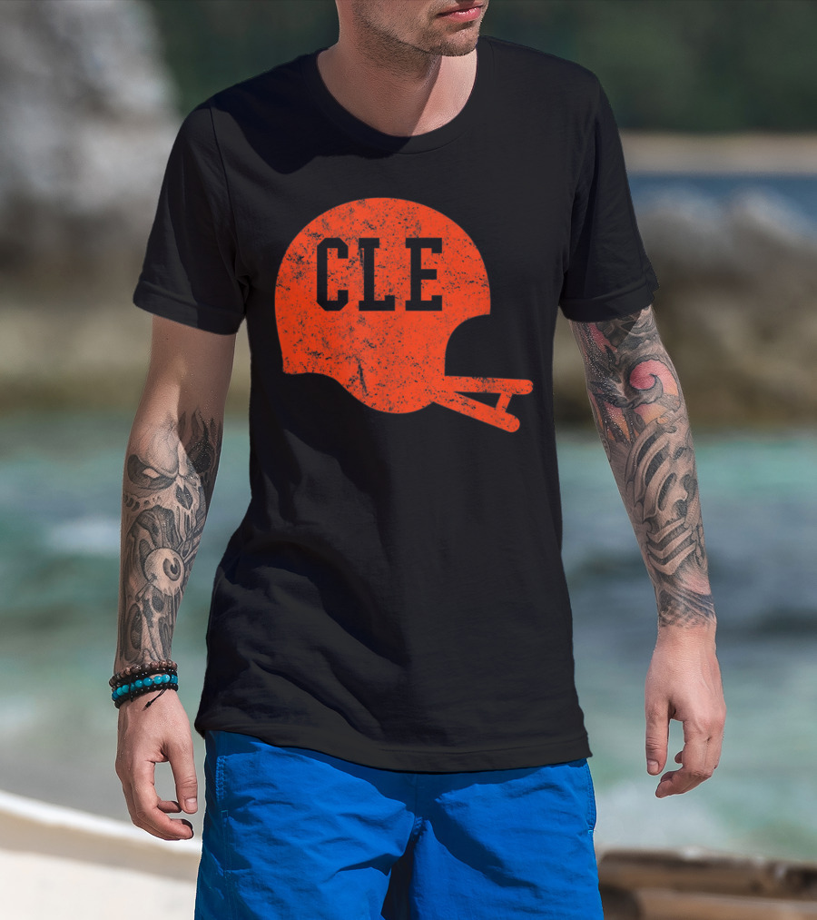 Cleveland Ohio Football CLE Vintage Helmet T-Shirt