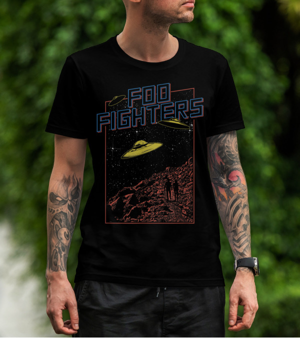 Foo Fighters UFO And Space Scene With Astronauts And Starry Sky T-Shirt
