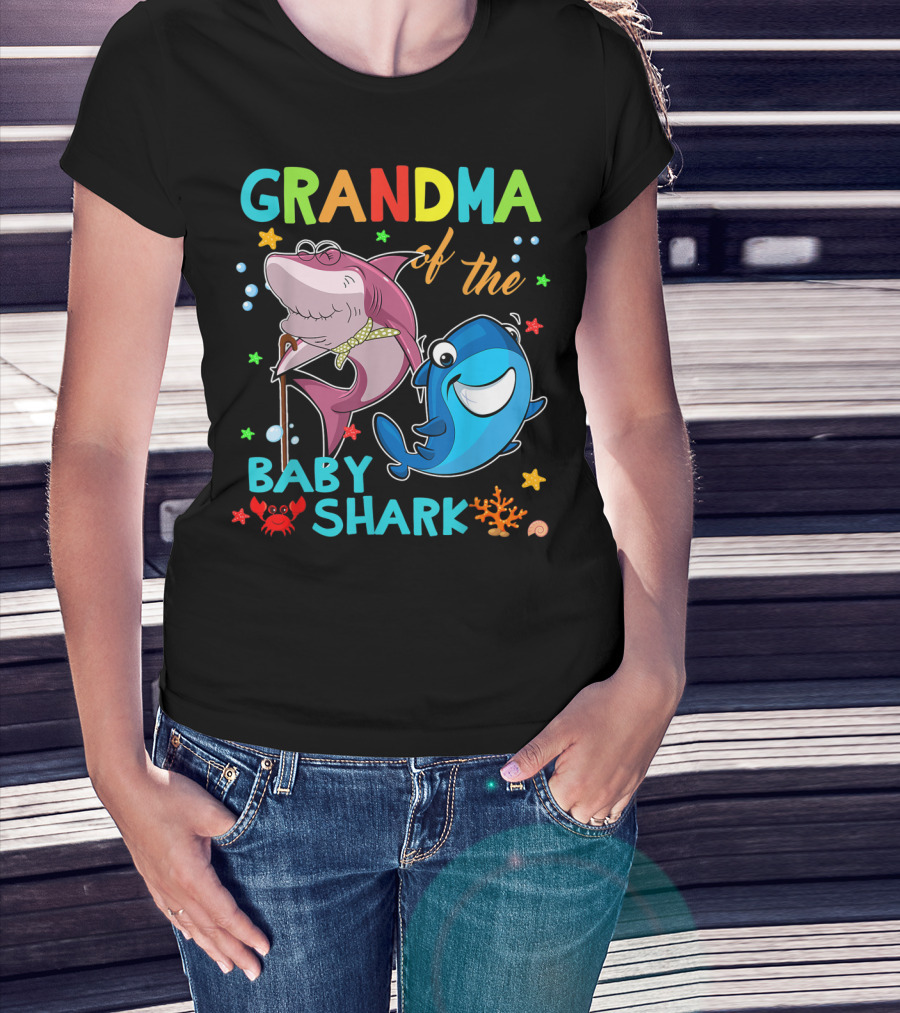 Grandma Of The Baby Shark With Colorful Cartoon Sharks And Sea Creatures T-Shirt
