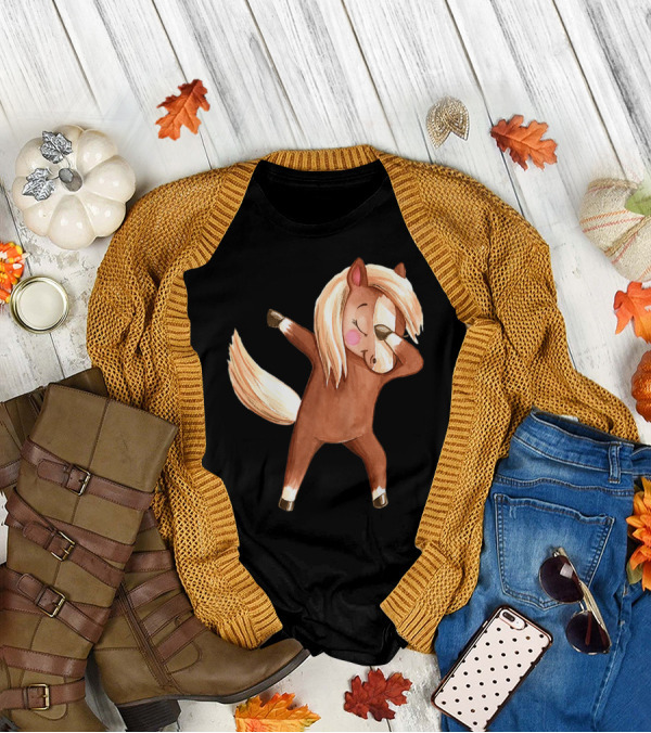 Dabbing Haflinger Horse Brown Pony Dabbing Pose T-Shirt