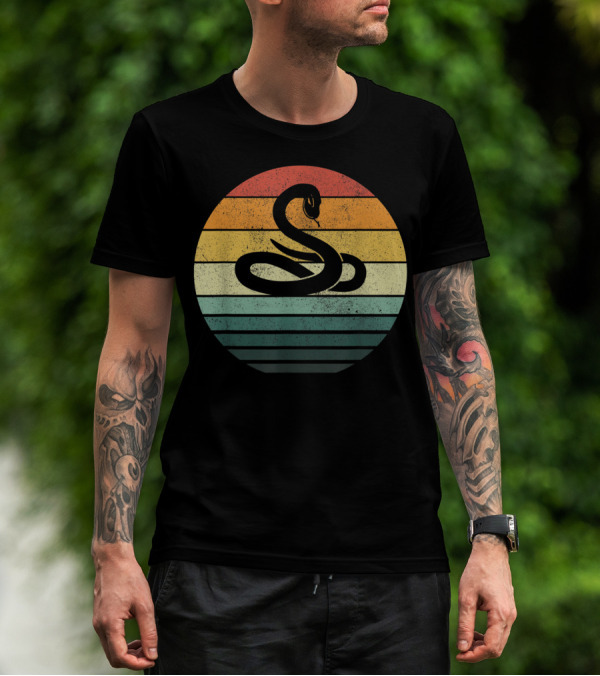 Vintage 70s Snake Sunset Nature Retro Stripes T-Shirt
