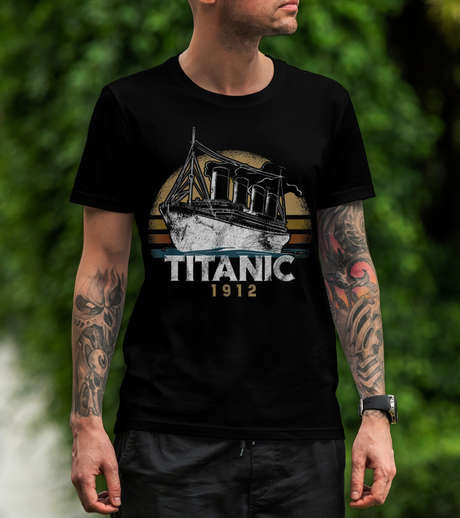 Titanic 1912 Vintage Ocean Liner Retro T-Shirt