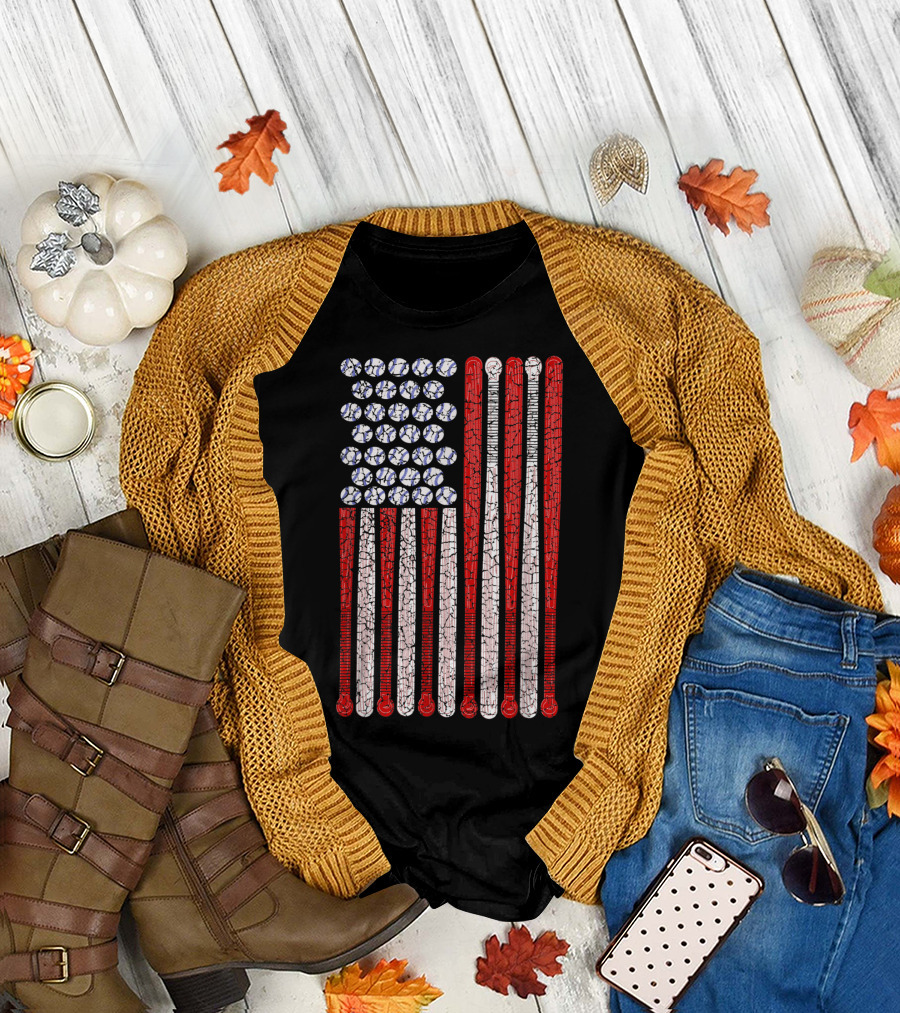 Vintage American Flag 4th July Baseball Bat And Ball T-Shirt