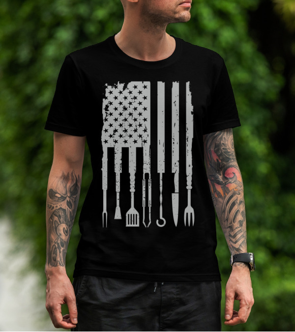 Vintage BBQ Smoker Grilling Barbecue Pitmaster American Flag Tools T-Shirt