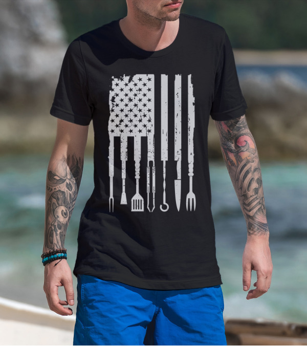 Vintage BBQ Smoker Grilling Barbecue Pitmaster American Flag Tools T-Shirt
