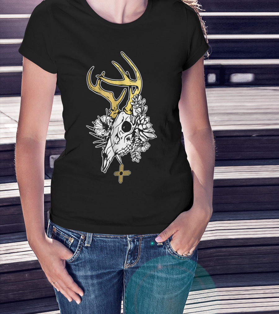 Zia Symbol With Deer Skull And Succulents Southwest Native T-Shirt
