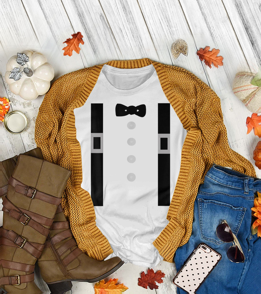 Amish Costume Bow Tie Suspenders Button T-Shirt