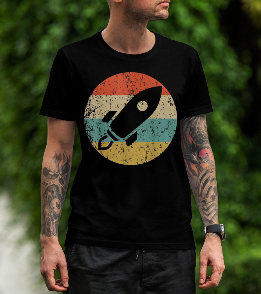Astronau Vintage Space Ship Retro Rocket Stripes T-Shirt