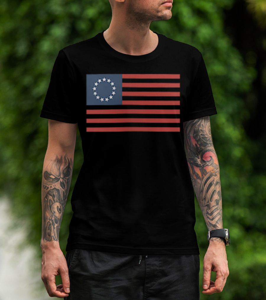 Betsy Ross American Revolution Faded Thirteen Stars Flag T-Shirt