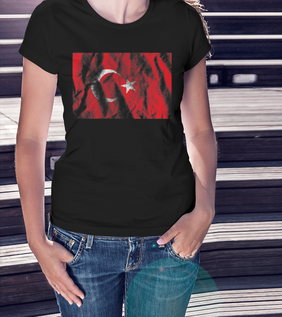 Turkey Flag Distressed Look Pocket T-Shirt