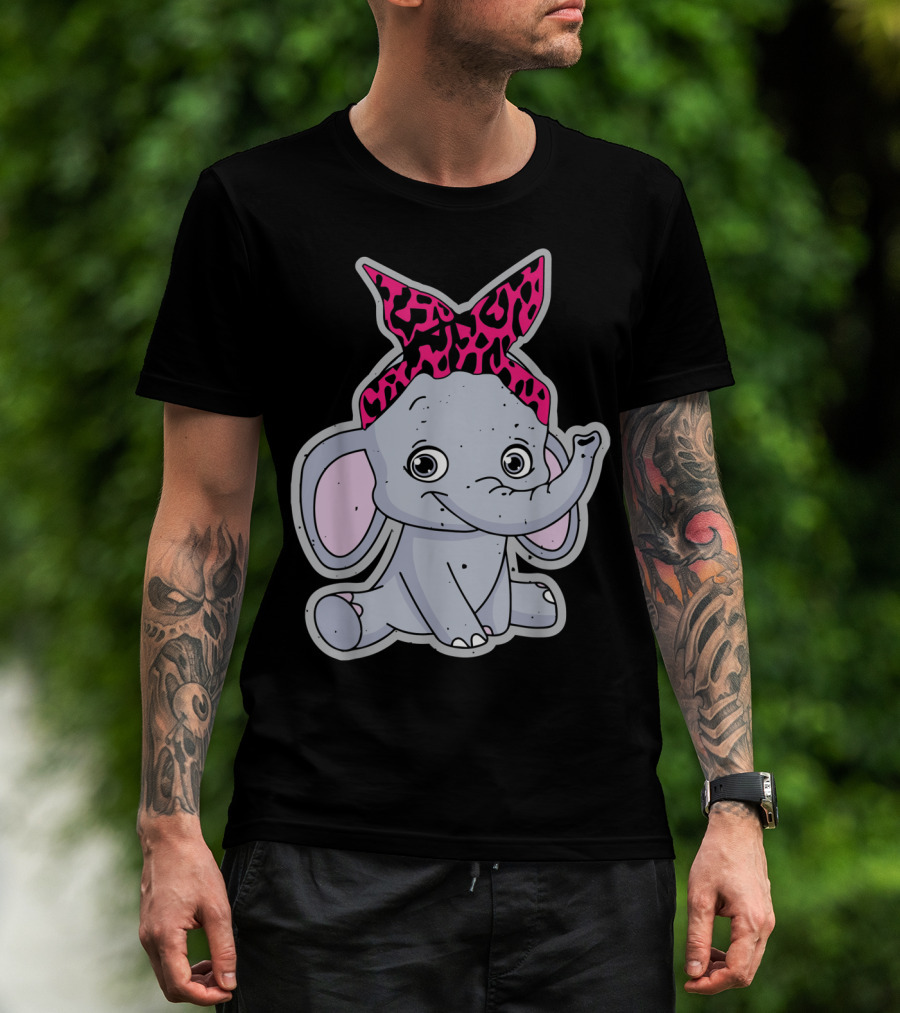 Elephants Cute Cartoon With Pink Leopard Bow T-Shirt