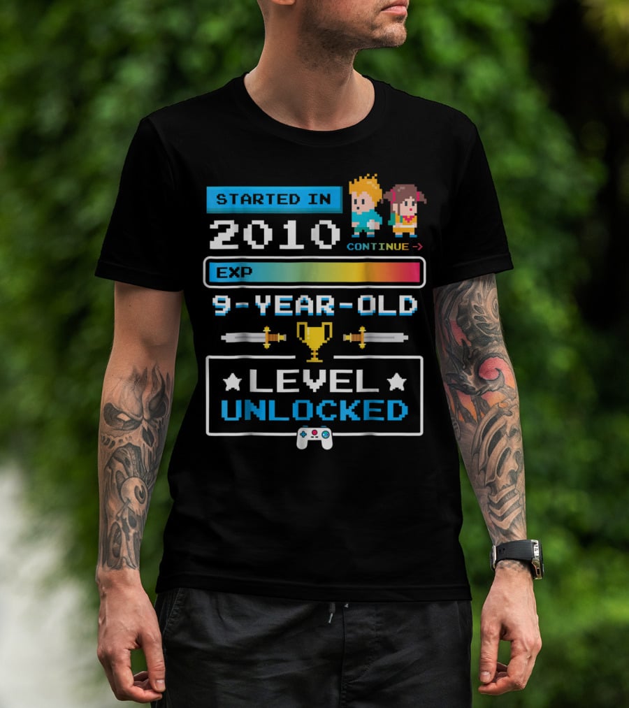Started In 2010 9 Year Old Level Unlocked Gamer EXP Trophy T-Shirt
