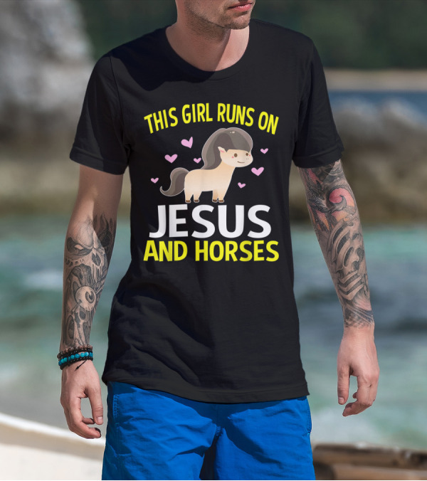 This Girl Runs On Jesus And Horses Hearts Cute Horse T-Shirt