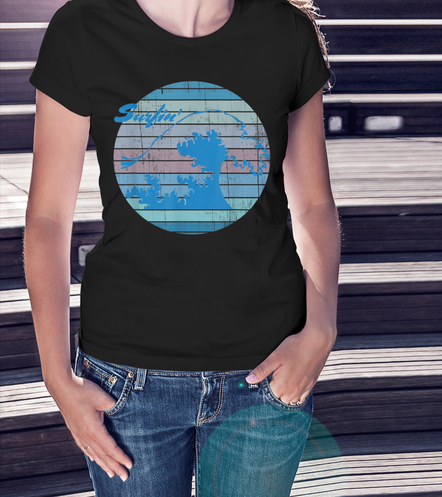 Surfin' Classic Surfing Waves Ocean Stripes T-Shirt