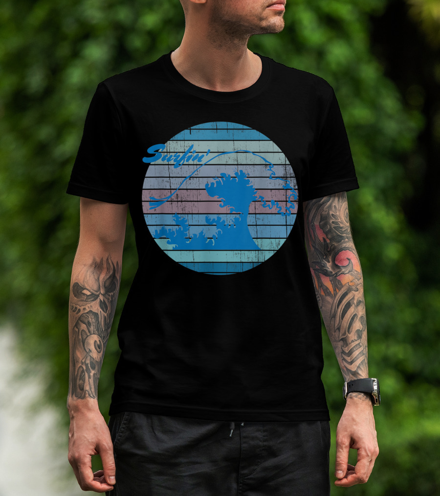 Surfin' Classic Surfing Waves Ocean Stripes T-Shirt