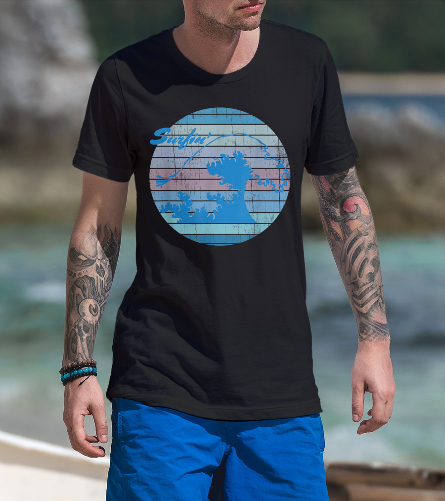 Surfin' Classic Surfing Waves Ocean Stripes T-Shirt