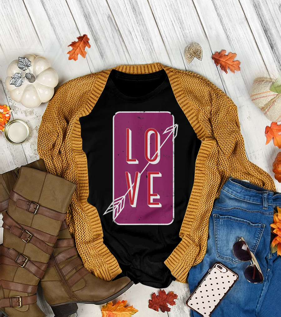 Vintage Arrow Love Classic Romantic Couple T-Shirt