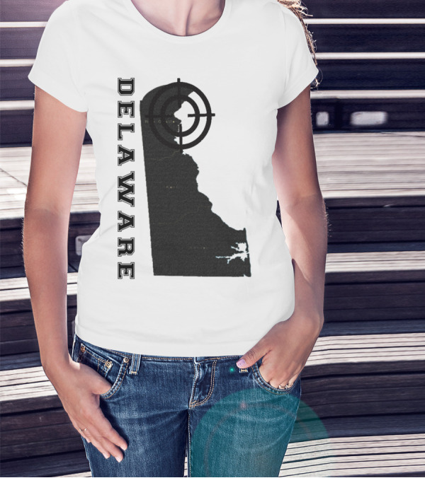 Delaware Maps Vintage Classic Style With Compass Target T-Shirt