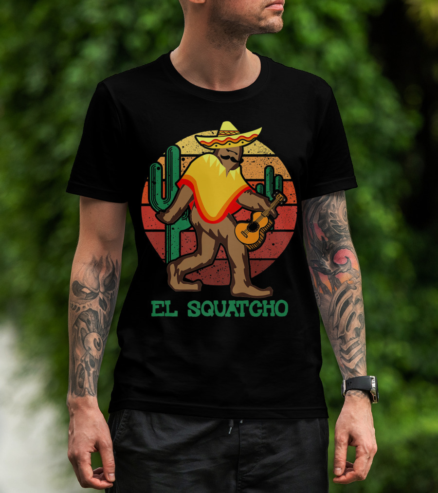 El Squatcho Mexican Sasquatch Bigfoot Cinco De Mayo Cactus Sunset Sombrero Guitar T-Shirt