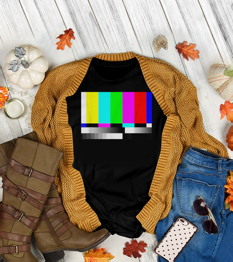 80's Vintage TV Static Color Bar Error T-Shirt