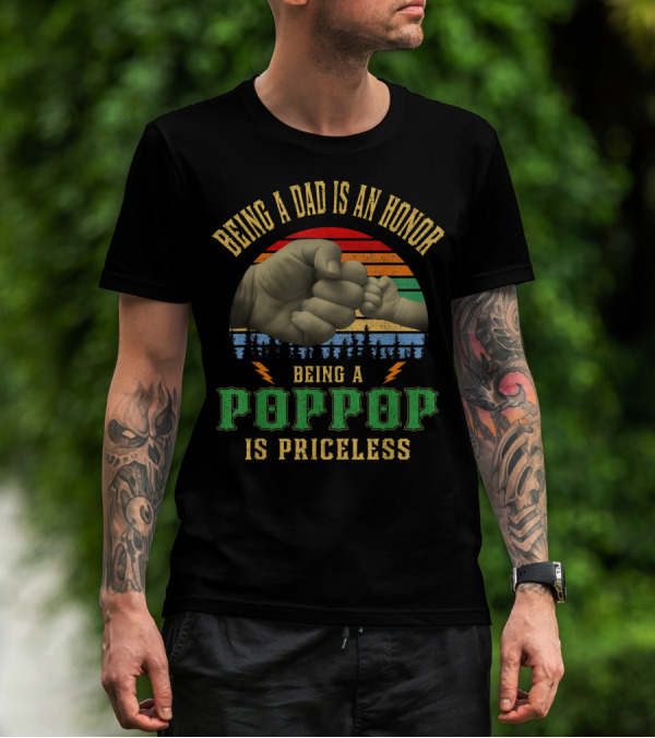 Being A Dad Is An Honor Being A Poppop Is Priceless Fist Bump Vintage Sunset T-Shirt