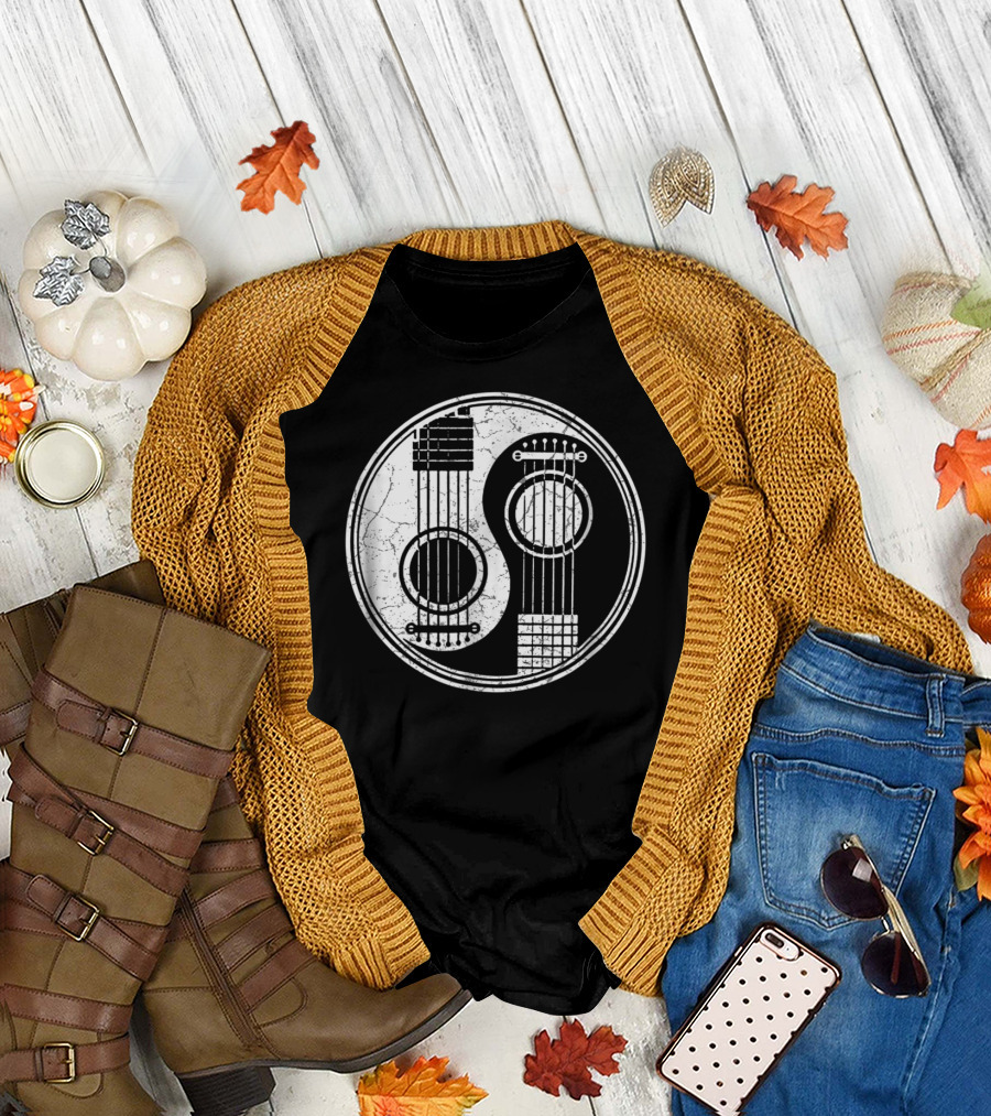 Guitar Yin Yang Pick Strings T-Shirt
