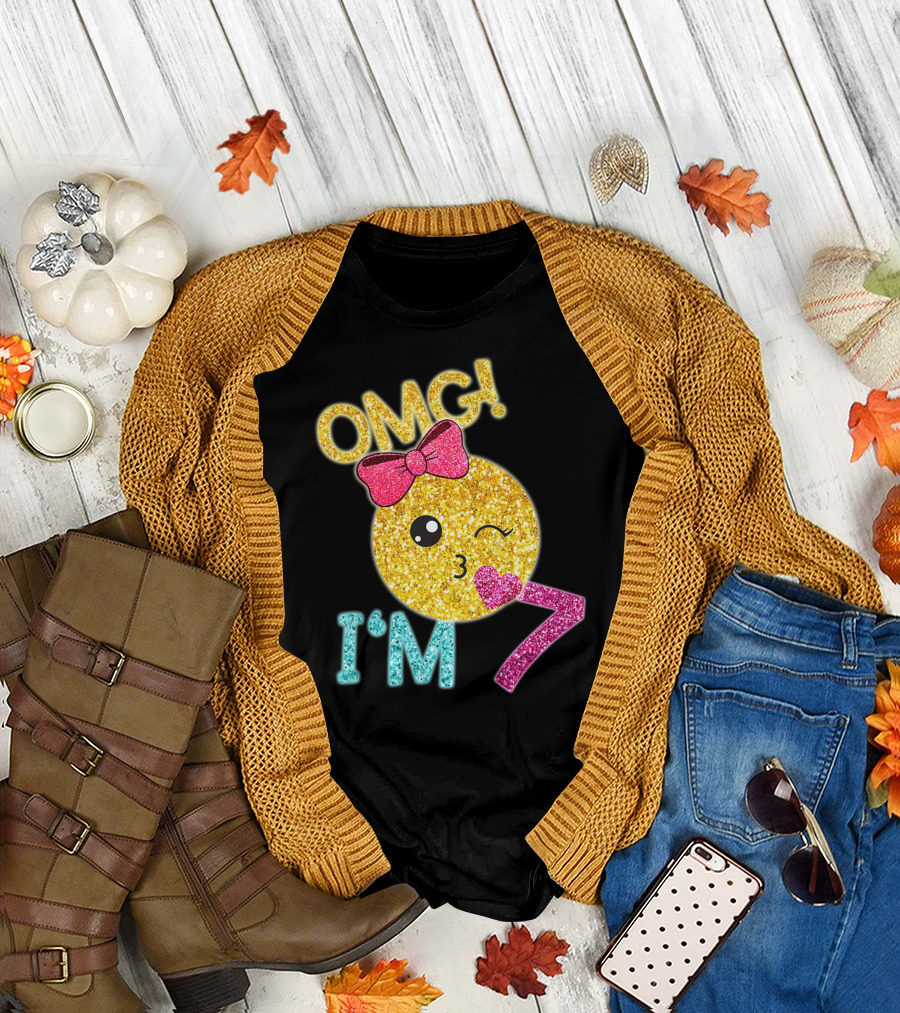 OMG I'm 7 Kiss Emoticon Glitter Bow T-Shirt
