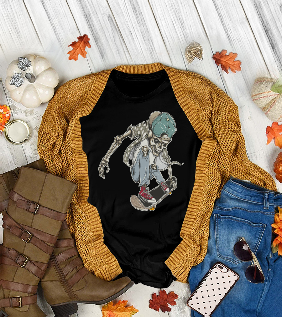 Extreme Skull Skeleton Skaters Skateboard Sports T-Shirt