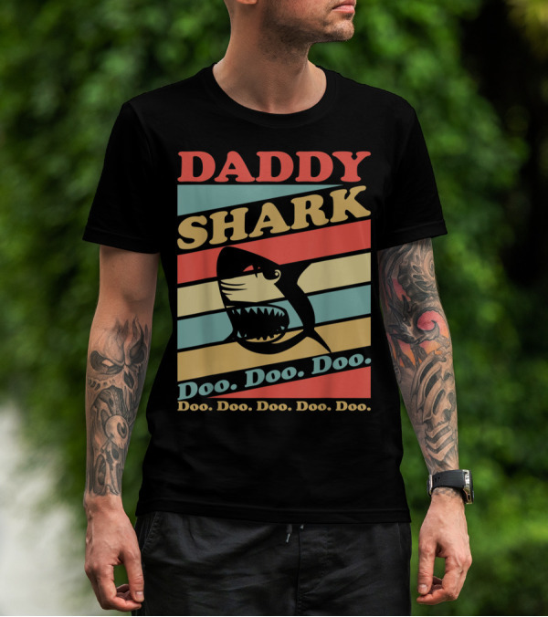 DADDY SHARK Doo Doo Doo Doo Doo Doo Retro Vintage Stripes T-Shirt