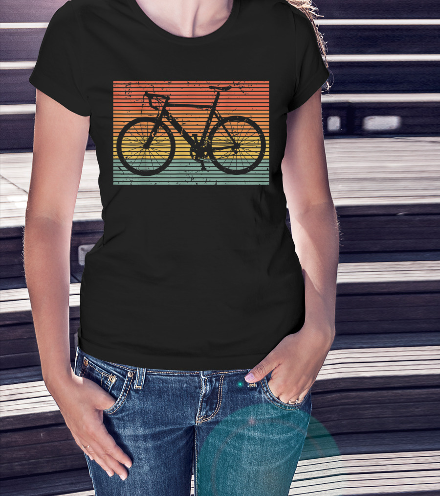Racing Bicycle Road Bike Racer Uniqu Vintage Sunset Stripe T-Shirt