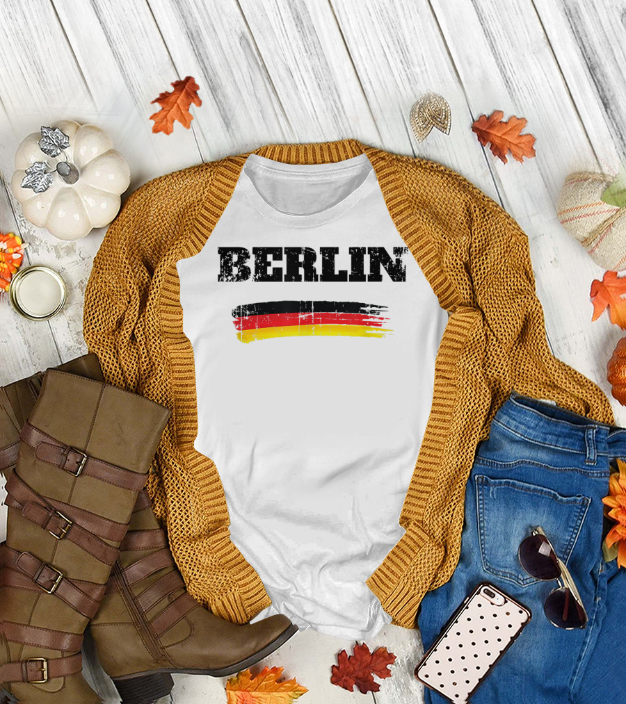 Berlin Germany Black Red Gold Flag Brushstroke T-Shirt