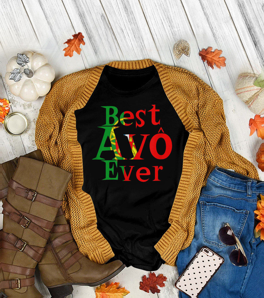 Best Avô Ever Melhor Avô at the World Best Granny Portugal Colors T-Shirt
