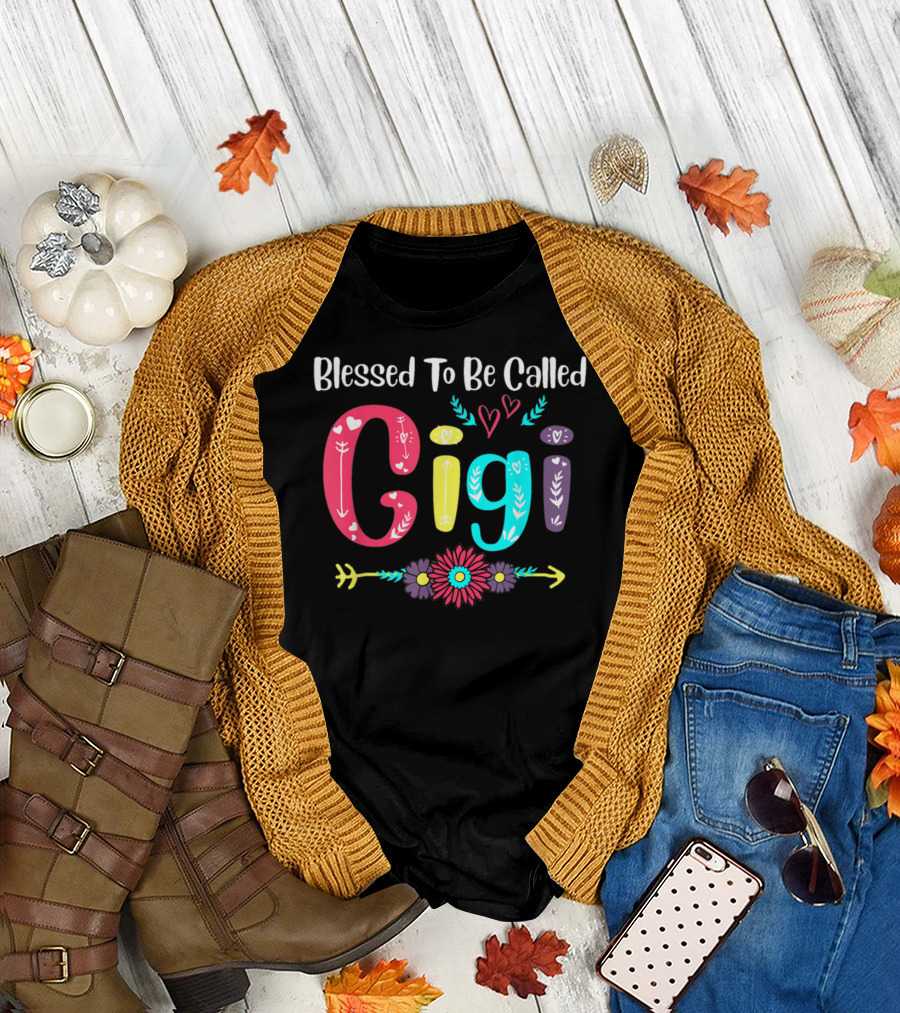 Blessed To Be Called Gigi Hearts Flowers Arrows T-Shirt
