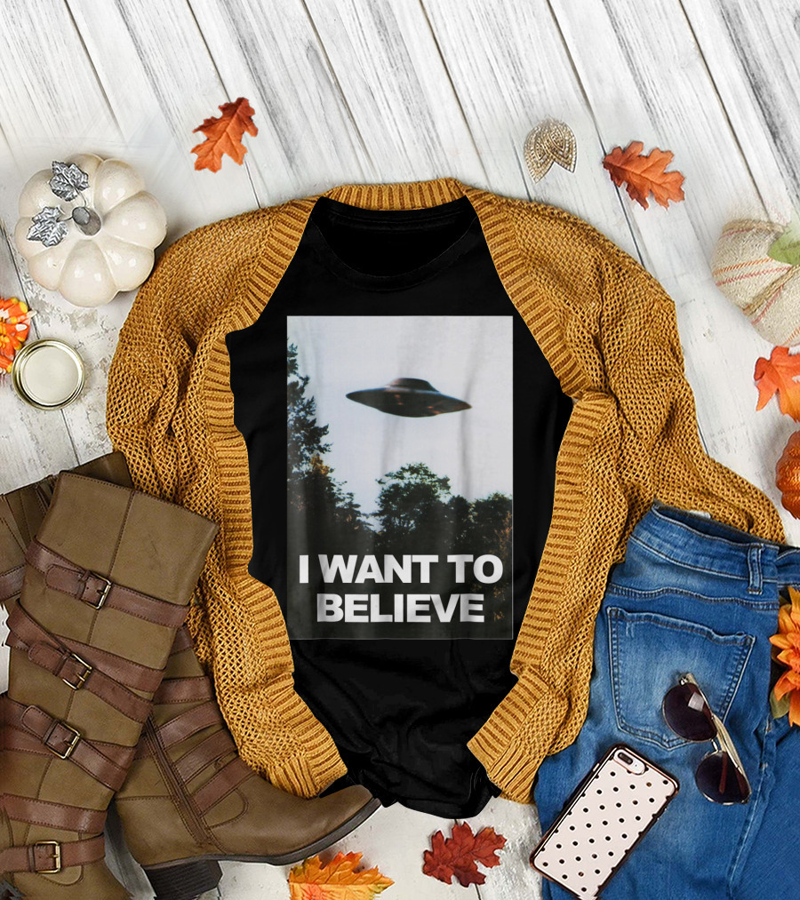 Alien UFO Hunter I Want To Believe T-Shirt