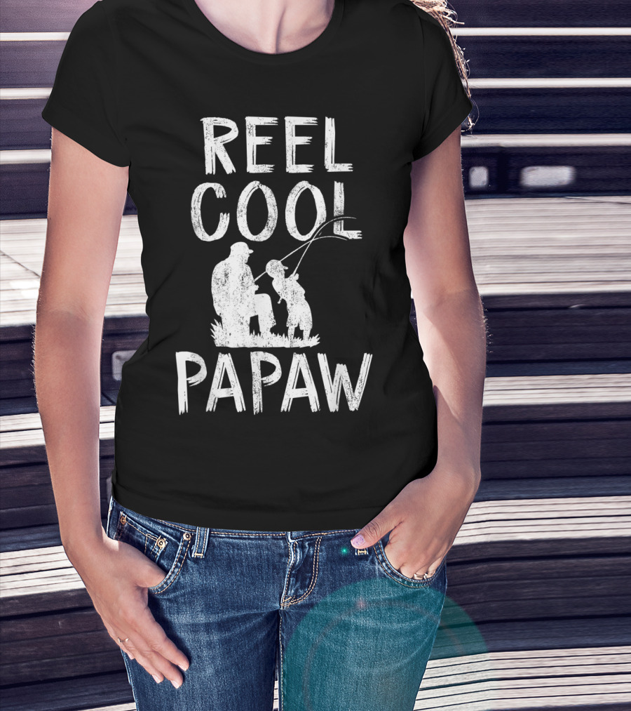 Reel Cool Papaw Father's Day Fishing T-Shirt