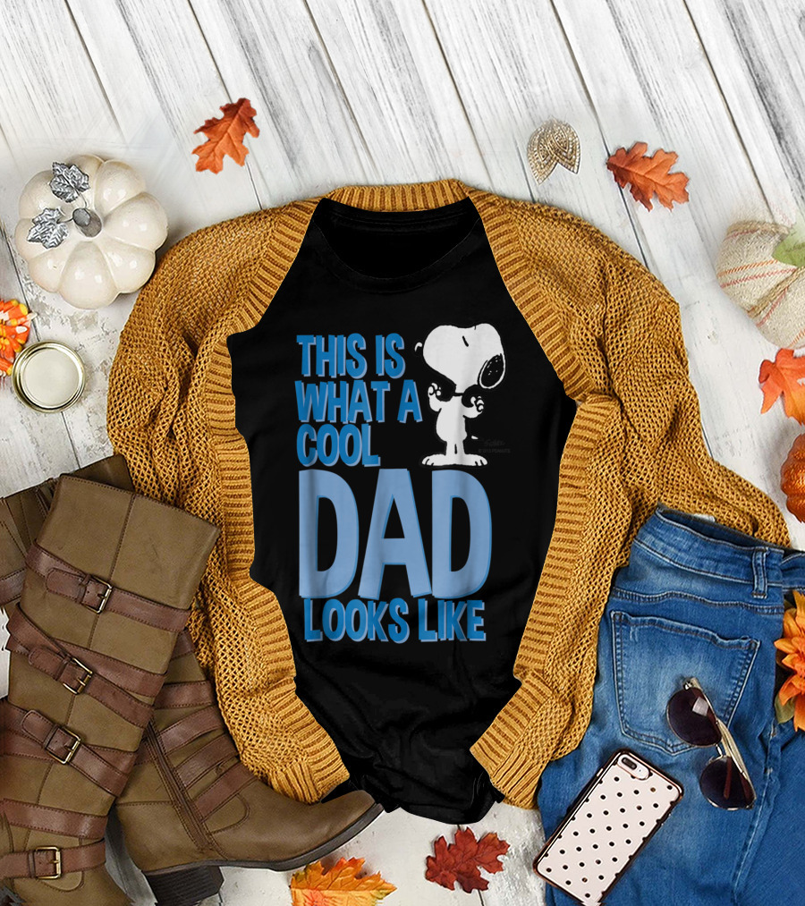 Snoopy This Is What a Cool Dad Looks Like Peanuts Mens T-Shirt