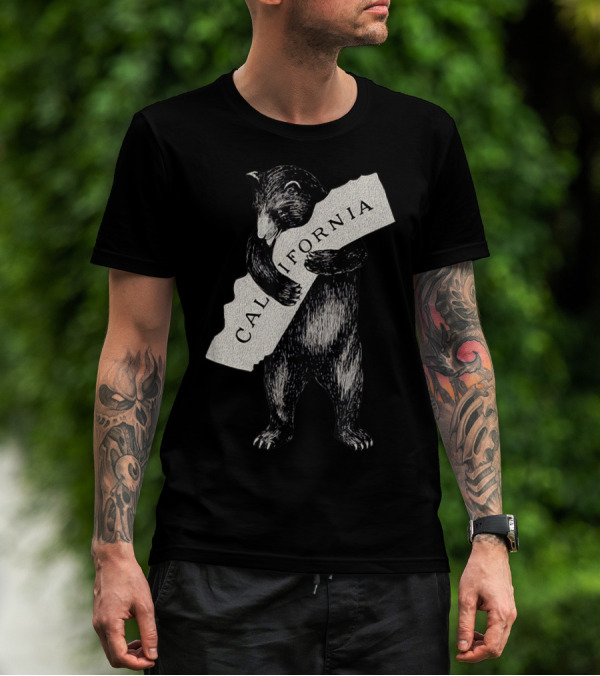 Retro I Love California Bear Hugging State Vintage Cali T-Shirt