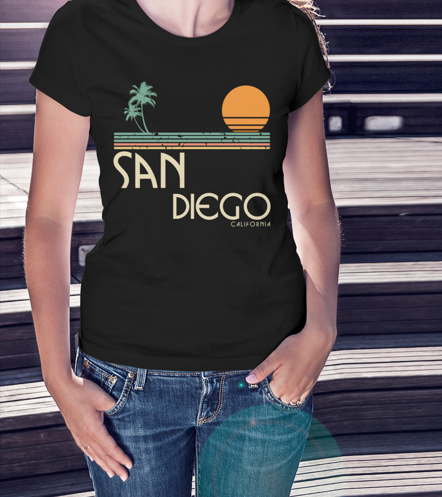 San Diego California Vintage Sunset Palm Trees T-Shirt