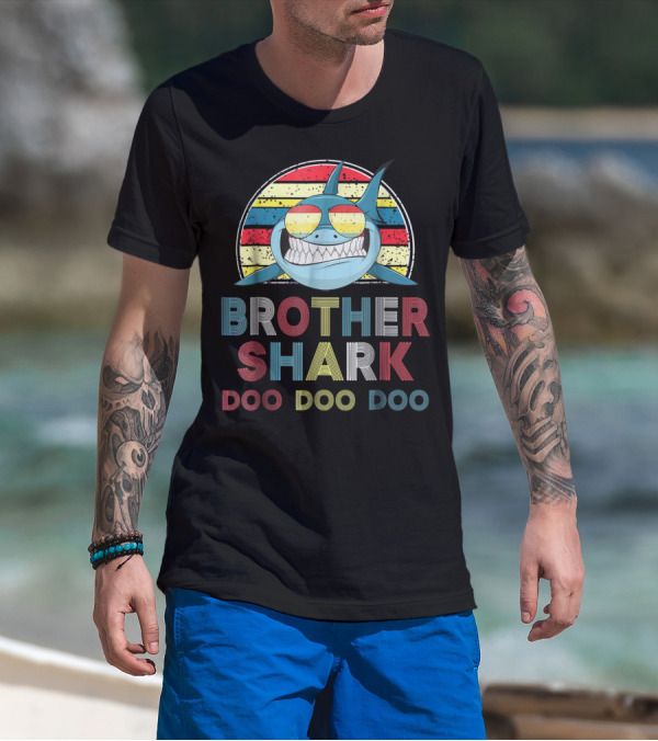 Retro Vintage Brother Shark Doo Doo Doo Sunglasses Stripes T-Shirt