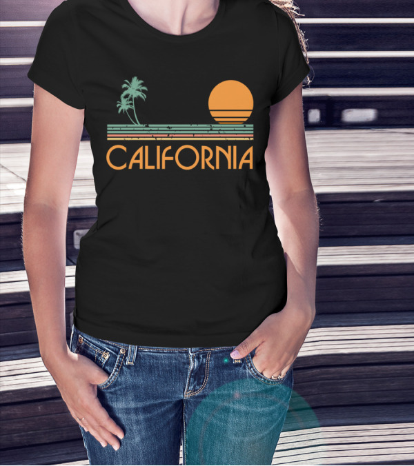California Retro Sunset Palm Beach Vintage T-Shirt